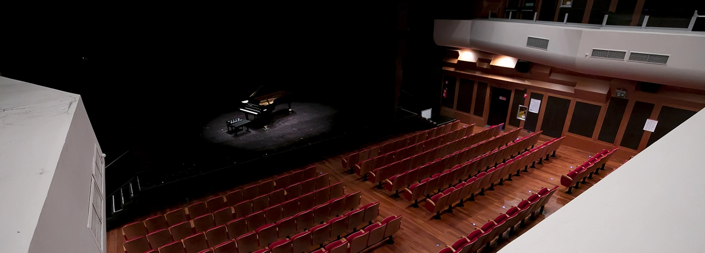 Sala del teatro. Foto di Katia Bonaventura