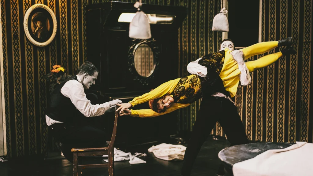 Lebensraum / ph. Rahi Rezvani